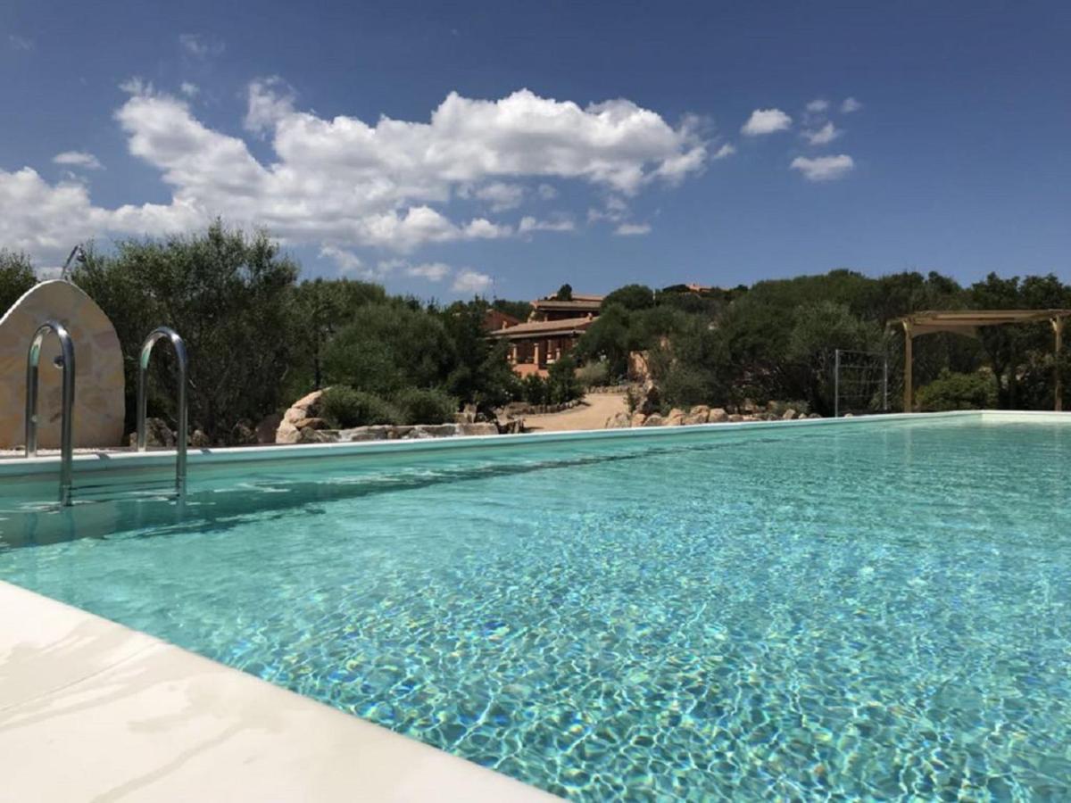 Casagliana Suite Resort Olbia Bagian luar foto