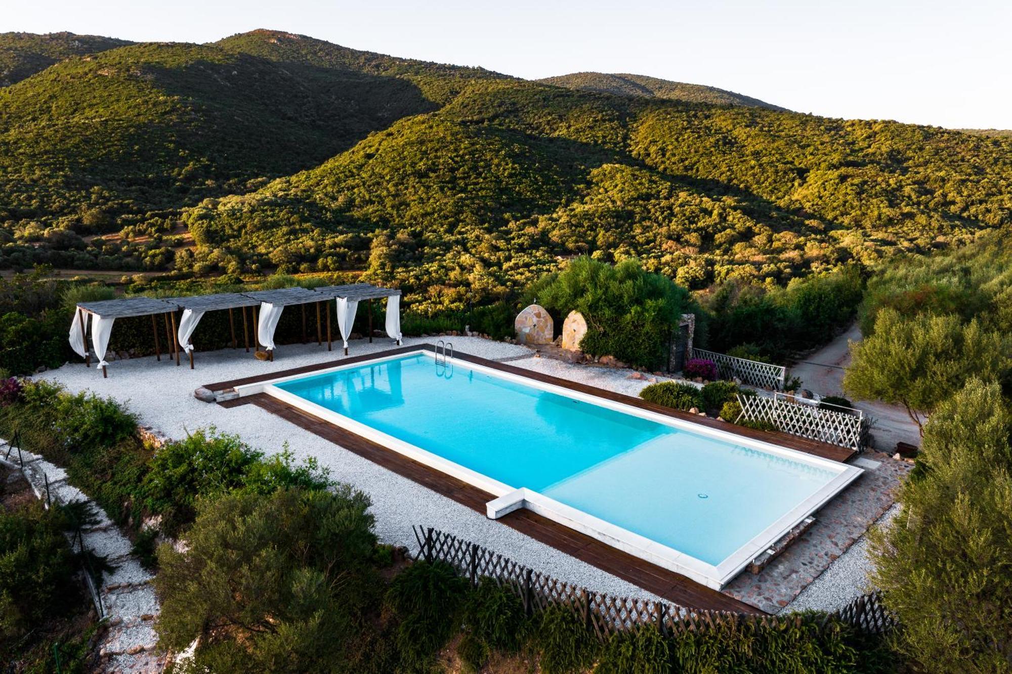 Casagliana Suite Resort Olbia Bagian luar foto