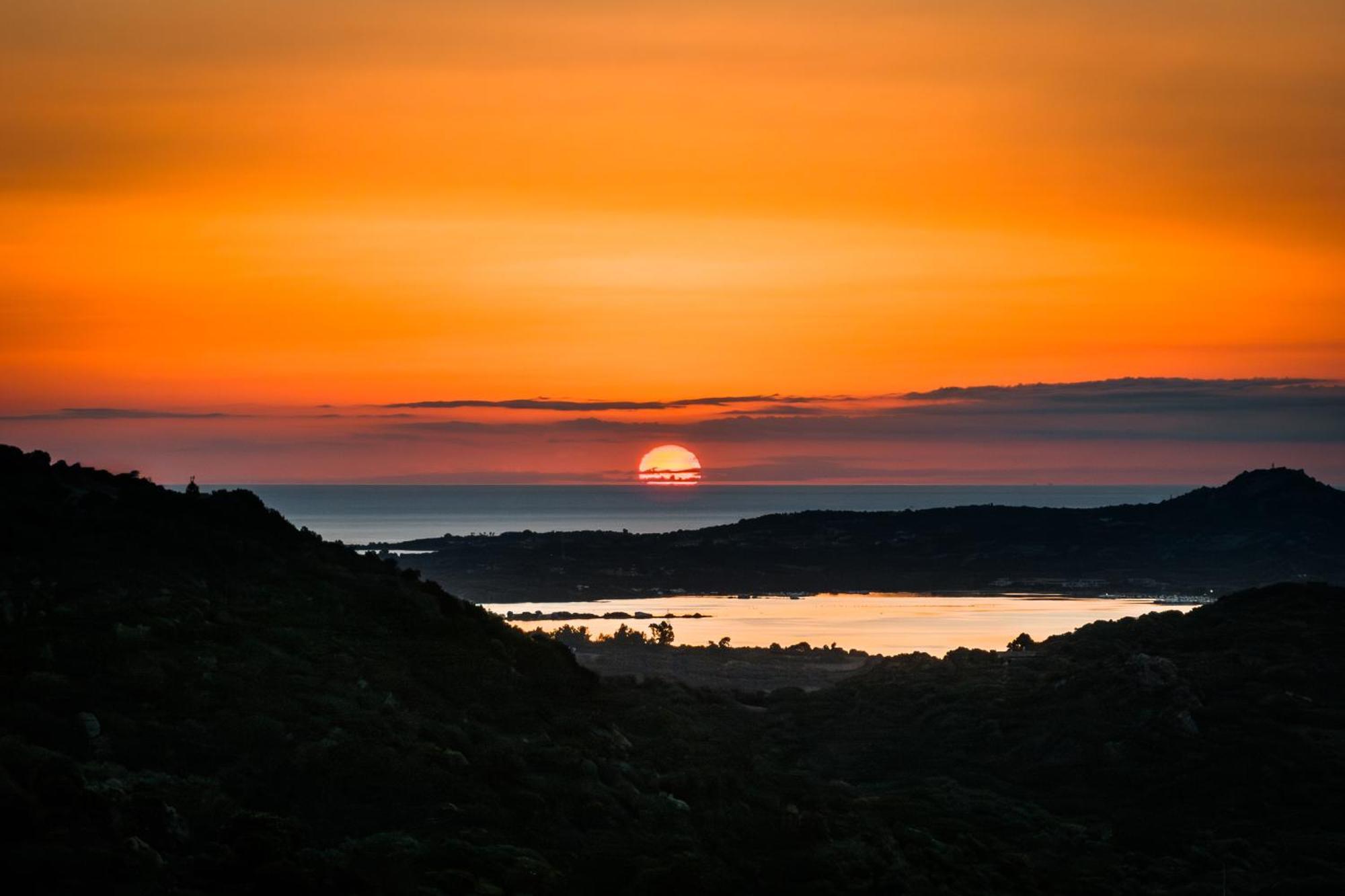 Casagliana Suite Resort Olbia Bagian luar foto