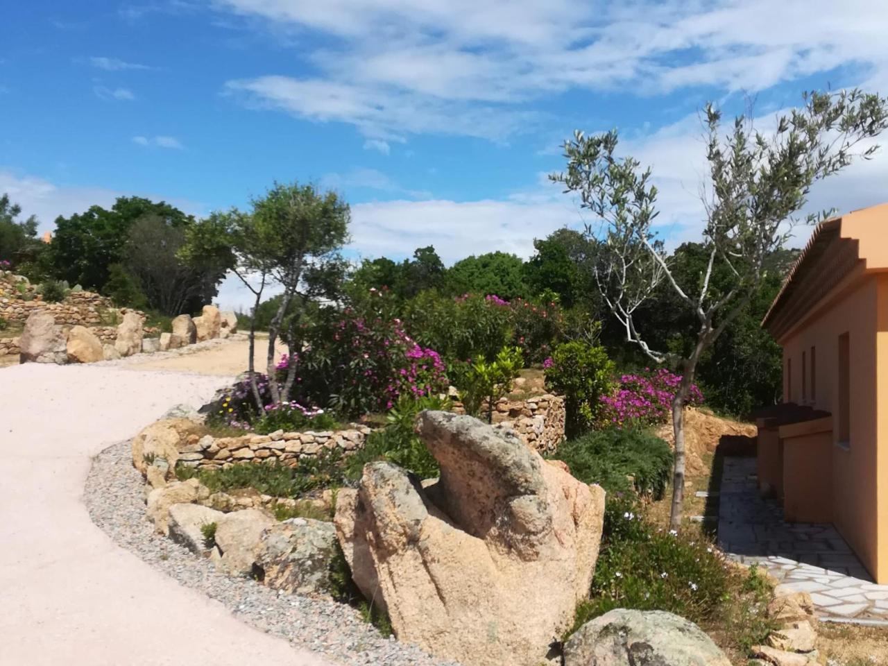 Casagliana Suite Resort Olbia Bagian luar foto